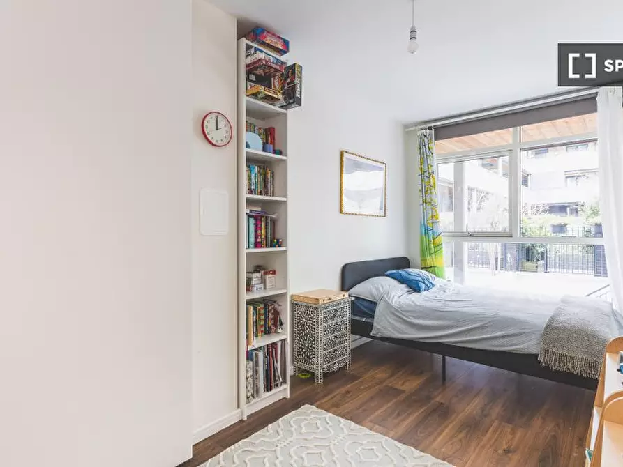 Immagine 19 di Appartamento in affitto  in Packington Rd a Ealing