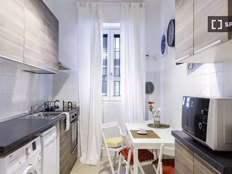 Immagine 7 di Camera condivisa in affitto  in Corso Vercelli a Milano