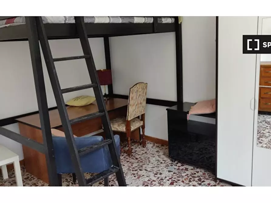 Immagine 7 di Camera condivisa in affitto  in Via Orobia a Milano