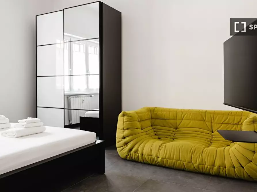 Immagine 9 di Appartamento in affitto  in Via Vincenzo Troya a Roma