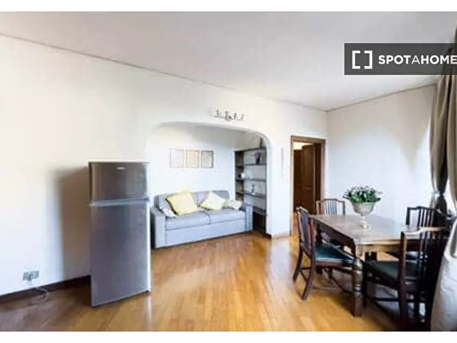 Immagine 14 di Appartamento in affitto  in Via Giulia a Roma