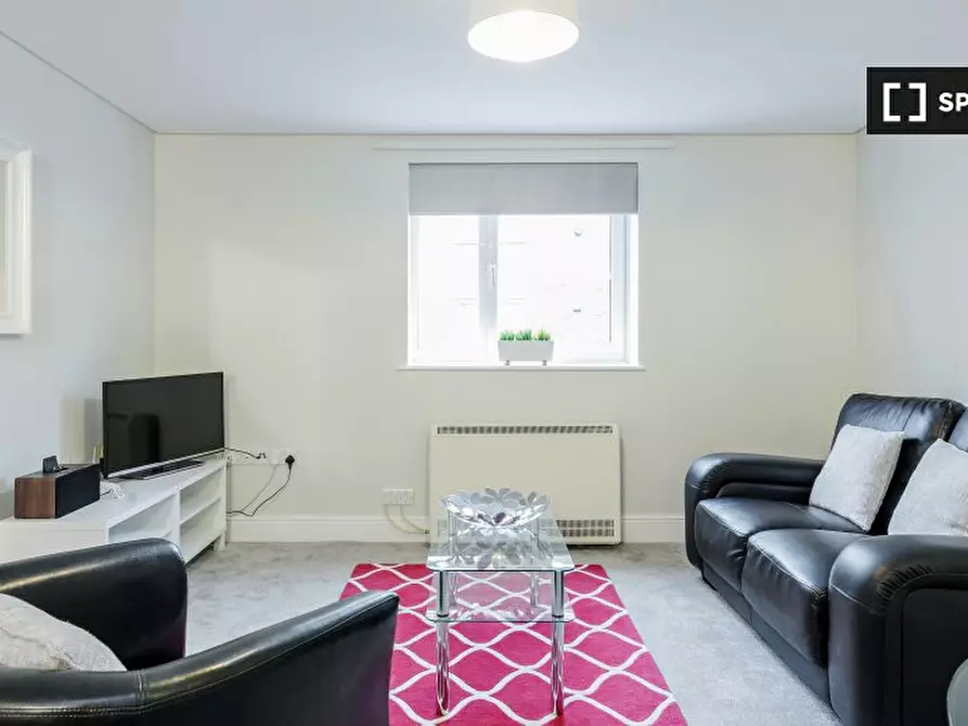 Immagine 2 di Appartamento in affitto  in Marina Pl a Kingston Upon Thames