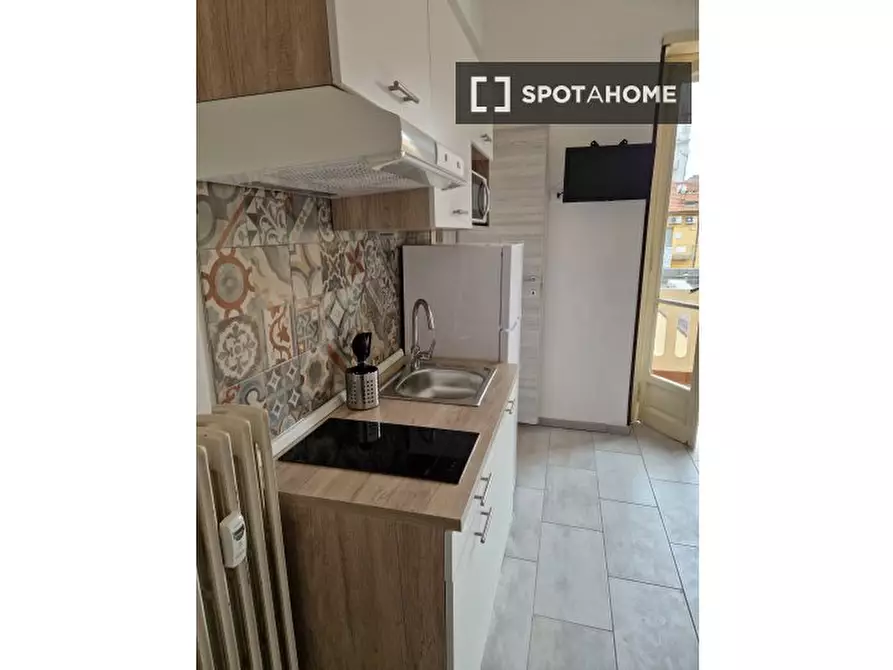 Immagine 11 di Ufficio in affitto  in Via Passo Buole a Torino