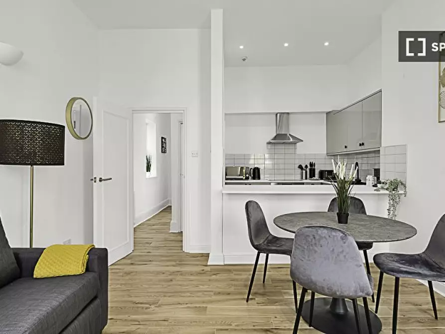 Immagine 9 di Appartamento in affitto  in Norfolk Place a Paddington