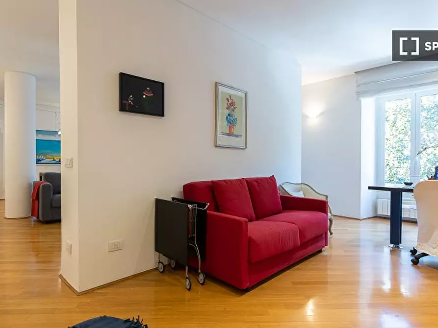 Immagine 9 di Appartamento in affitto  in Viale Giulio Cesare a Roma