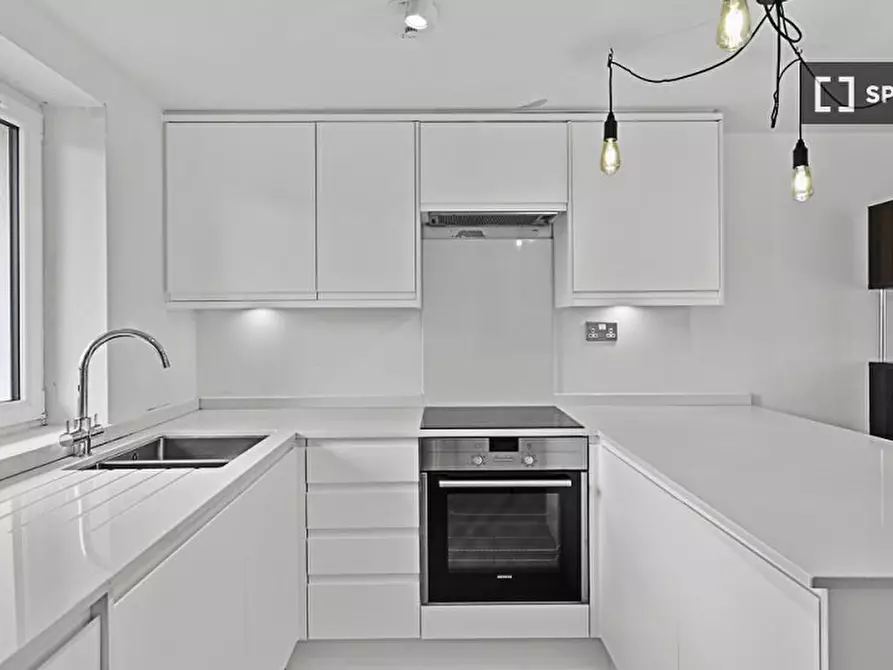 Immagine 6 di Appartamento in affitto  in Flat a 