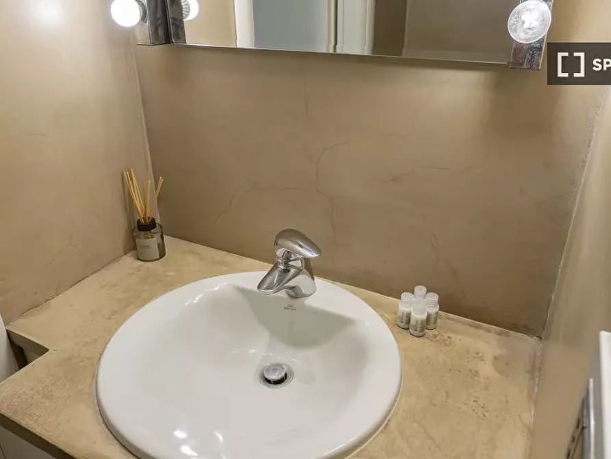 Immagine 8 di Appartamento in affitto  in Via Accademia a Milano