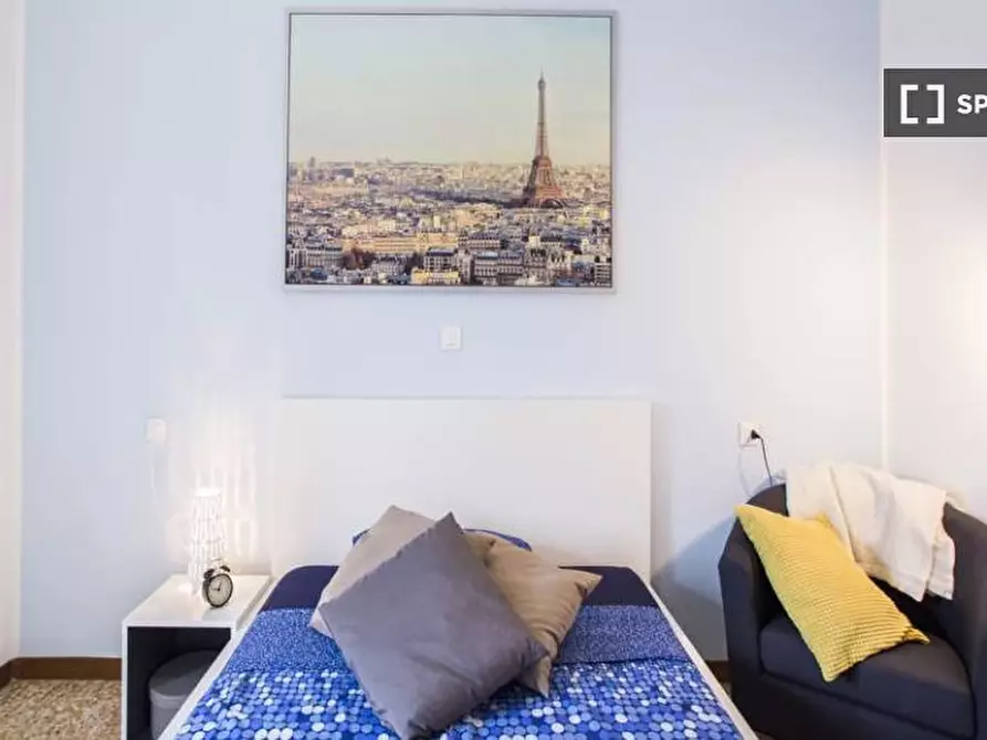 Immagine 6 di Camera condivisa in affitto  in Viale Carlo Espinasse Milan a Milano