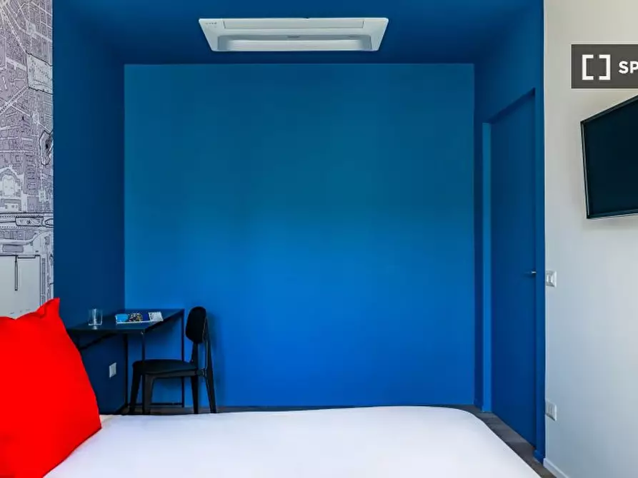 Immagine 19 di Appartamento in affitto  in Via Nardones a Napoli