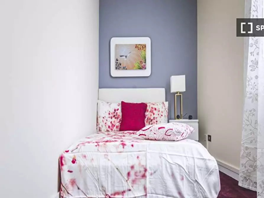 Immagine 1 di Camera condivisa in affitto  in Viale Nazario Sauro a Milano