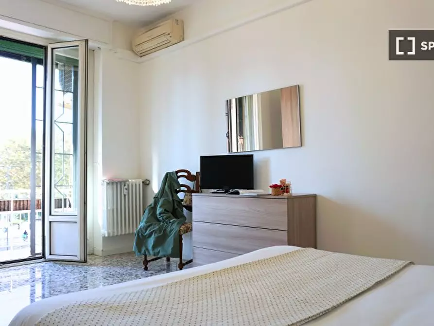 Immagine 11 di Appartamento in affitto  in Viale Cassala a Milano