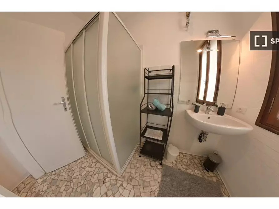 Immagine 18 di Camera condivisa in affitto  in Via Sorio a Padova