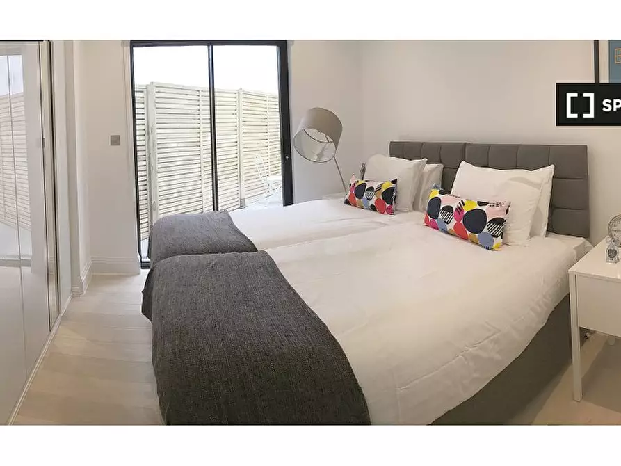 Immagine 6 di Appartamento in affitto  in Bourlet Cl a Paddington