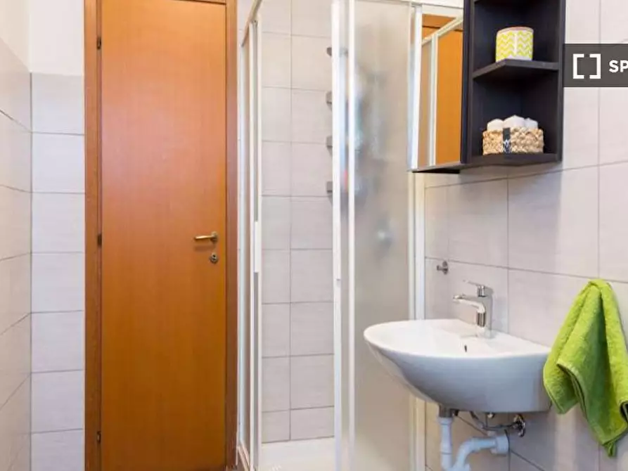 Immagine 17 di Camera condivisa in affitto  in Via delle Acacie Milan a Buccinasco