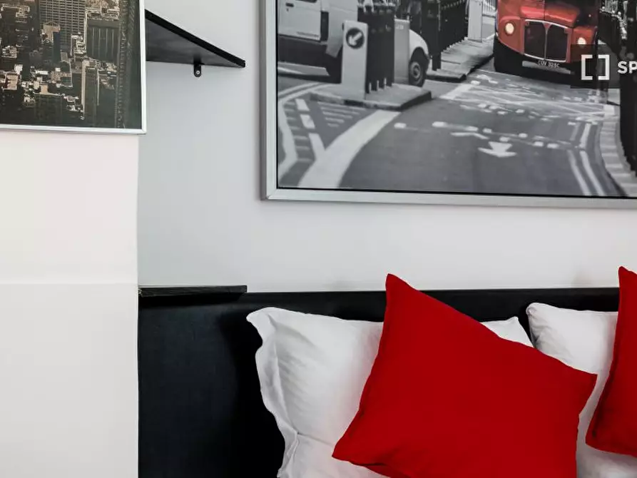 Immagine 12 di Ufficio in affitto  in Via Altacomba a Roma