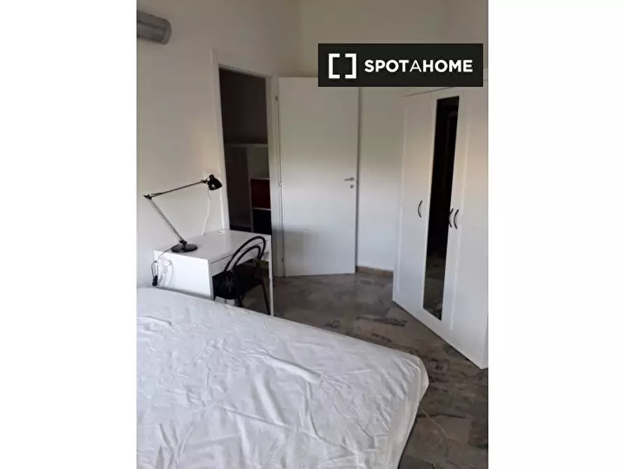Immagine 8 di Camera condivisa in affitto  in Via Leonetto Cipriani a Bologna