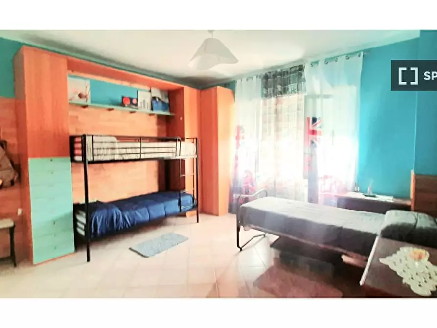 Immagine 4 di Camera condivisa in affitto  in Via Cesare Bazzani a Roma