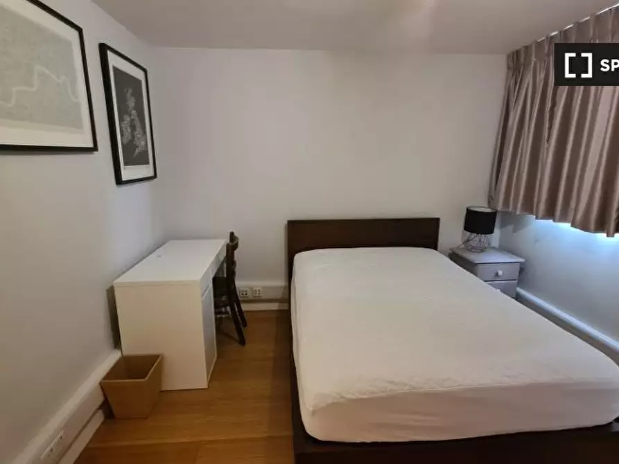 Immagine 8 di Camera condivisa in affitto  in Goldman Cl a Poplar