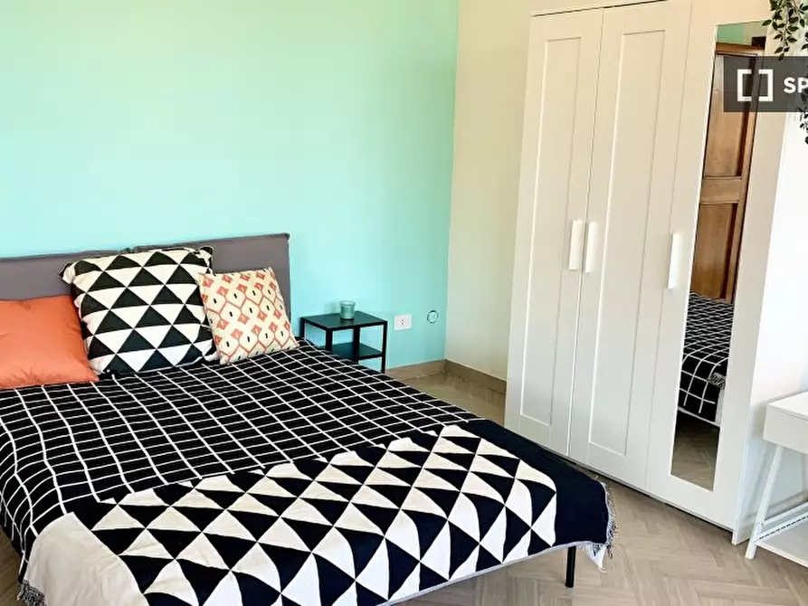 Immagine 5 di Camera condivisa in affitto  in VIALE F. REDI a Firenze