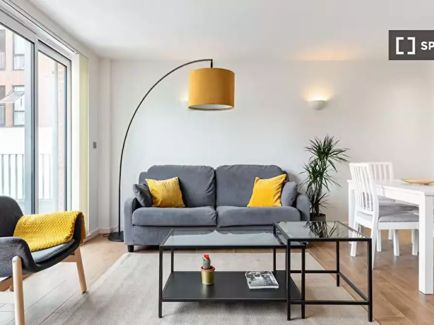 Immagine 1 di Appartamento in affitto  in -274 W Green Rd a Tottenham