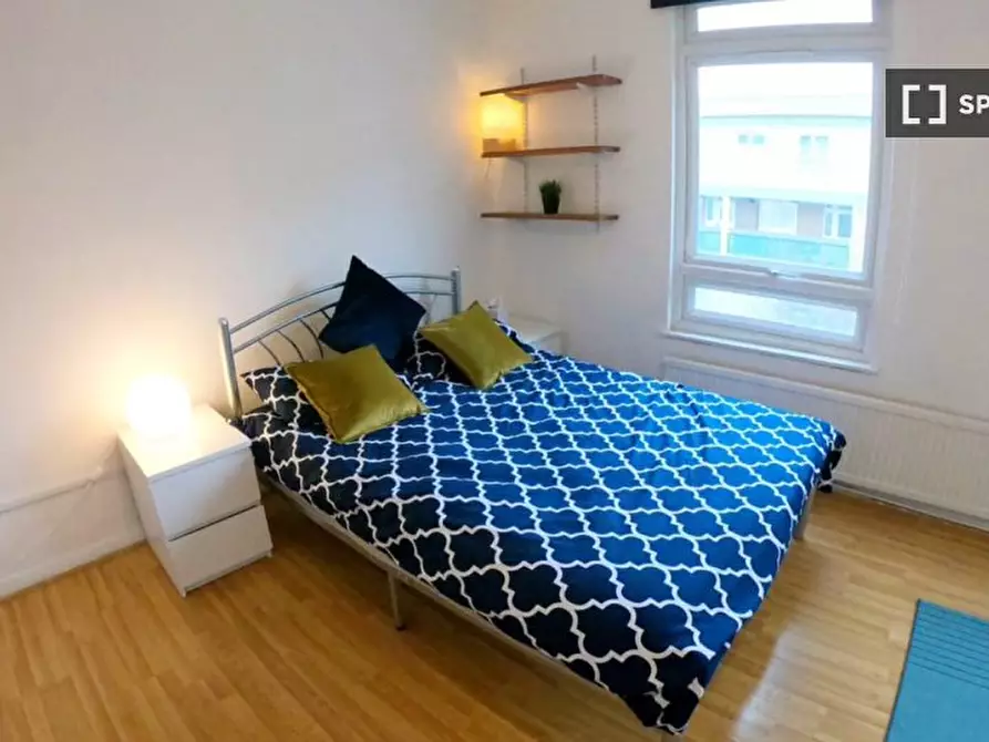 Immagine 3 di Camera condivisa in affitto  in A Pratt St. a Camden Town