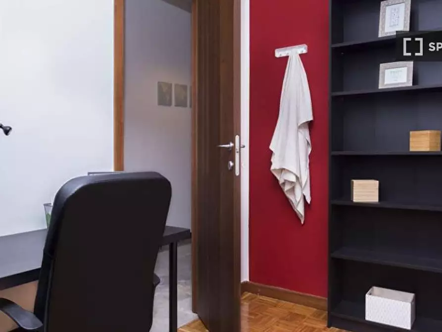 Immagine 7 di Camera condivisa in affitto  in Via Monte San Genesio a Milano