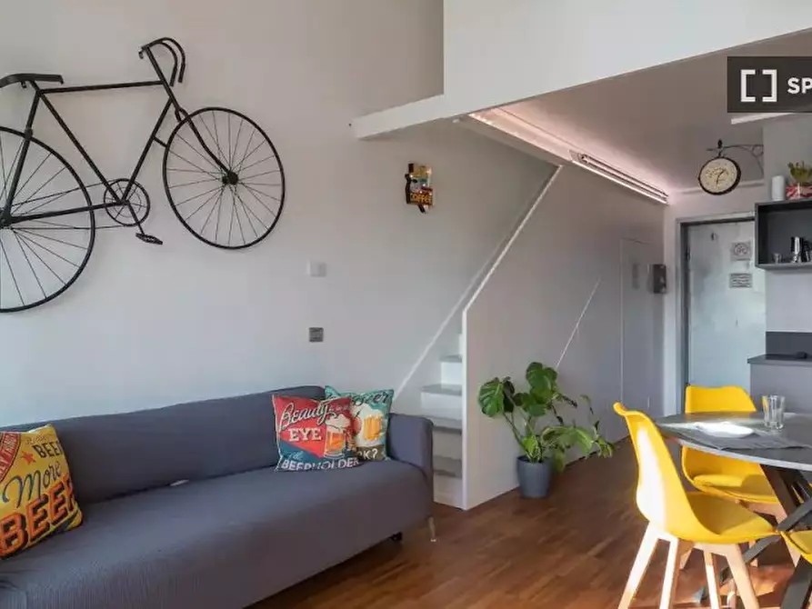 Immagine 1 di Appartamento in affitto  in Via Adriano a Milano