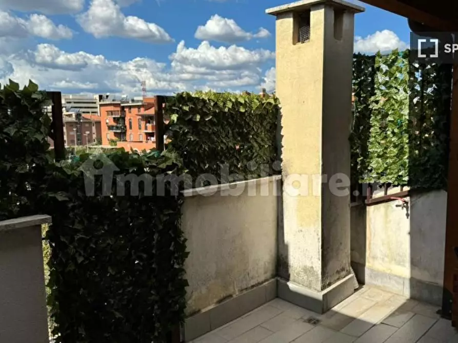 Immagine 3 di Appartamento in affitto  in Via Renato Salvatori a Roma