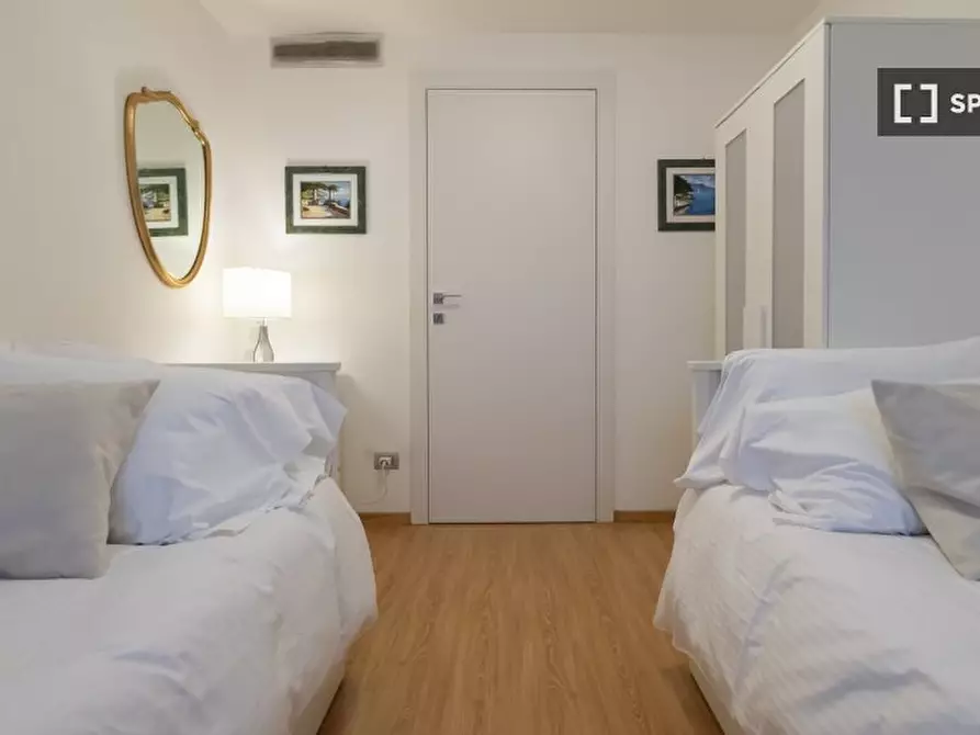 Immagine 5 di Appartamento in affitto  in Via Romeo Frassinetti a Milano