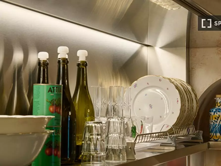 Immagine 8 di Appartamento in affitto  in Via dei Cappellari a Roma