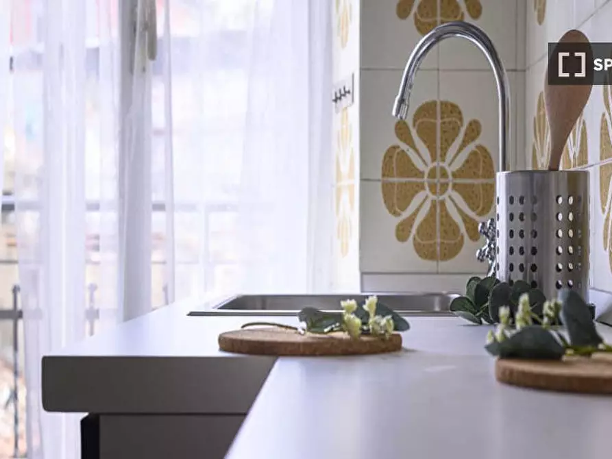 Immagine 11 di Camera condivisa in affitto  in Via Valenza a Milano