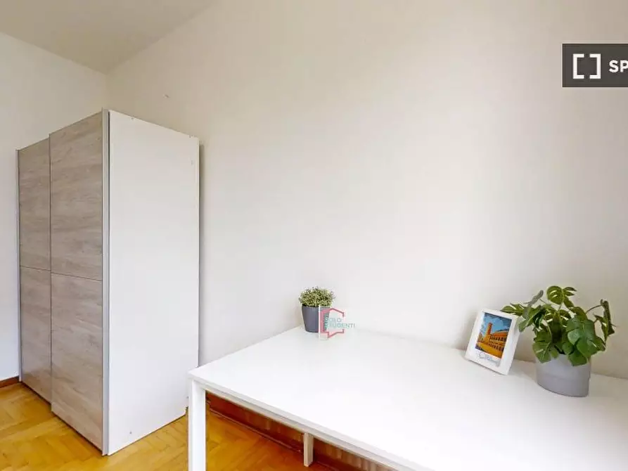 Immagine 3 di Camera condivisa in affitto  in VIA leonardo zize a Padova