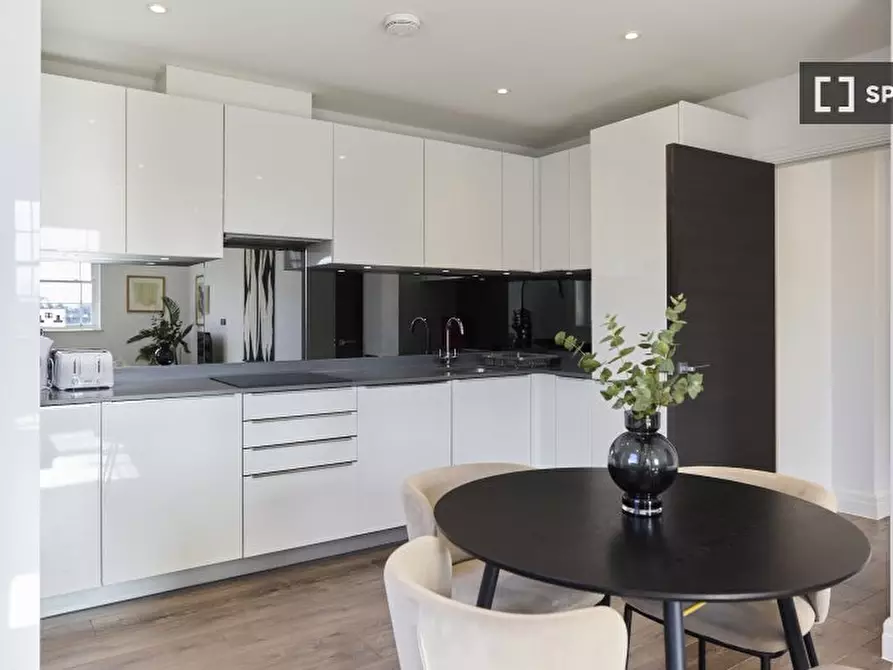 Immagine 10 di Appartamento in affitto  in flat a Hounslow