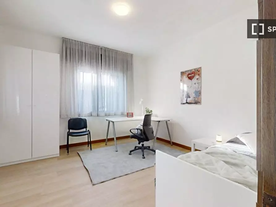 Immagine 1 di Camera condivisa in affitto  in VIA CERNAIA a Padova