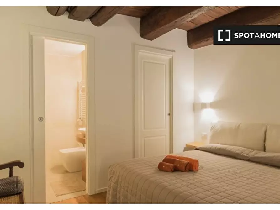 Immagine 7 di Appartamento in affitto  in Via Nilo a Napoli