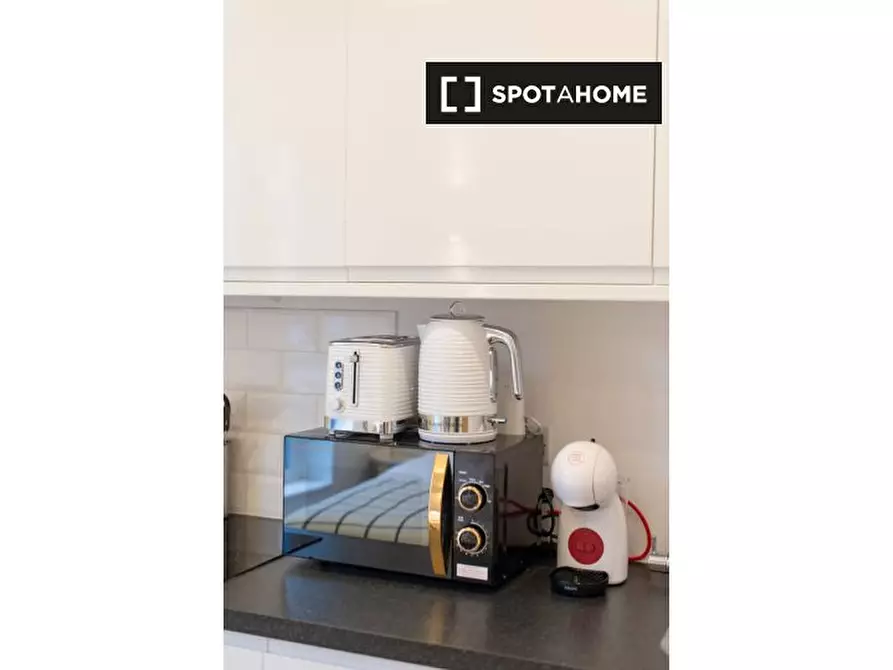 Immagine 3 di Ufficio in affitto  in Flat 32-34 Swinton Street a Camden Town