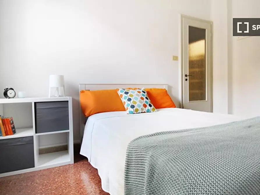 Immagine 15 di Camera condivisa in affitto  in Zadei a Brescia