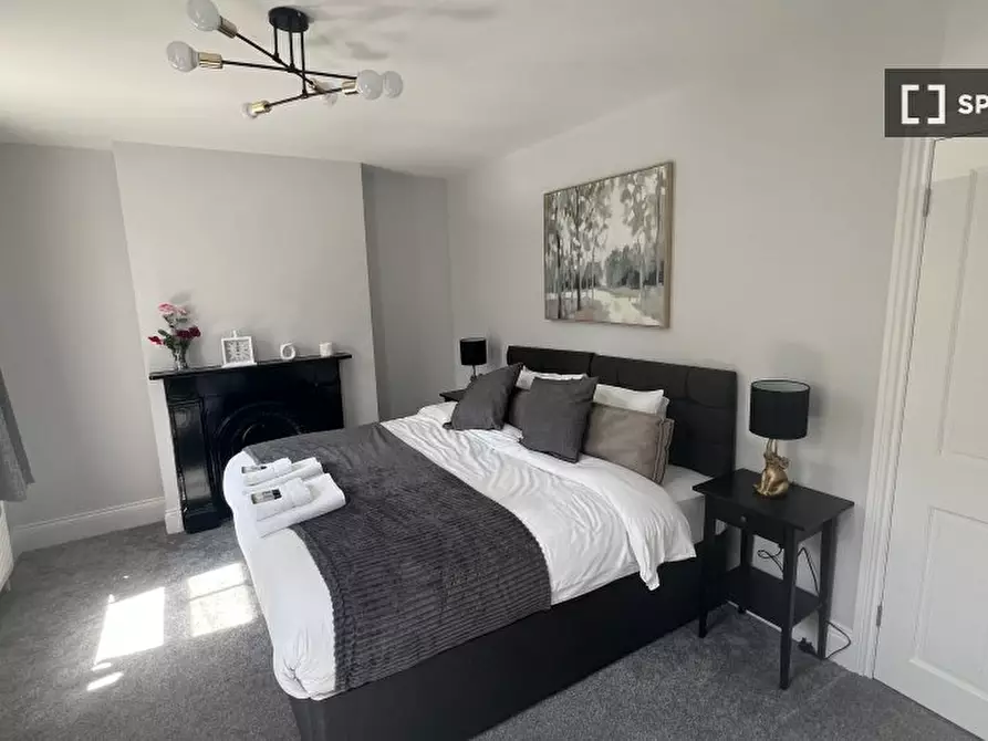 Immagine 7 di Appartamento in affitto  in Mill Hill Road a Ealing