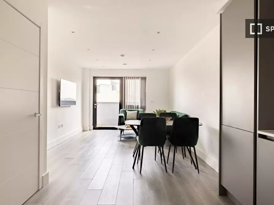 Immagine 10 di Appartamento in affitto  in Harlequin Ave a Hounslow