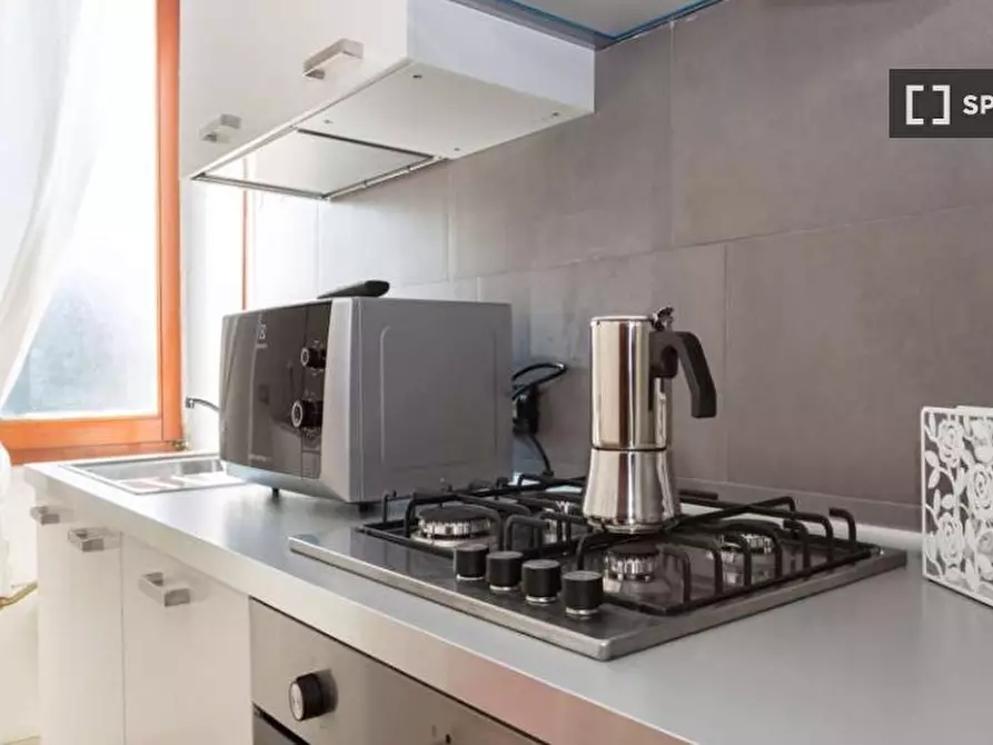 Immagine 11 di Camera condivisa in affitto  in Piazza Cartagine a Milano