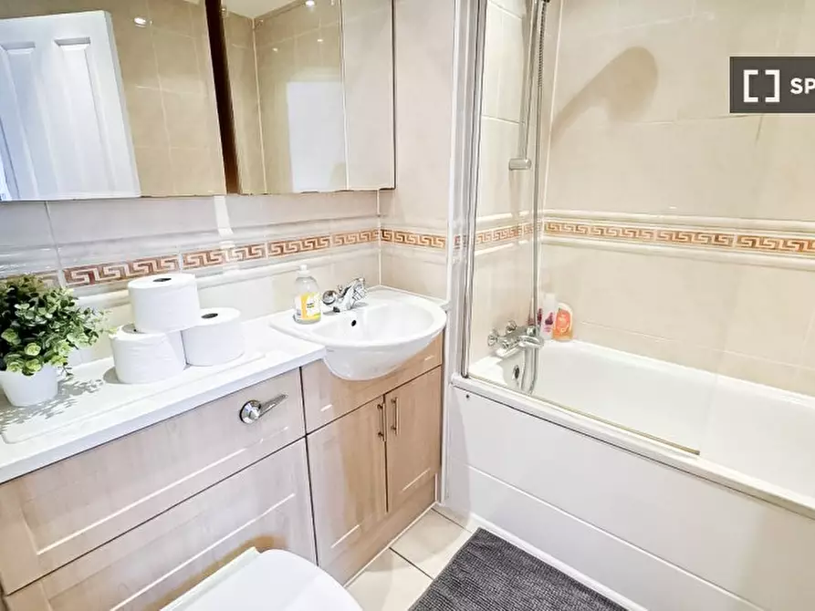 Immagine 13 di Appartamento in affitto  in Drake Court a Camberwell