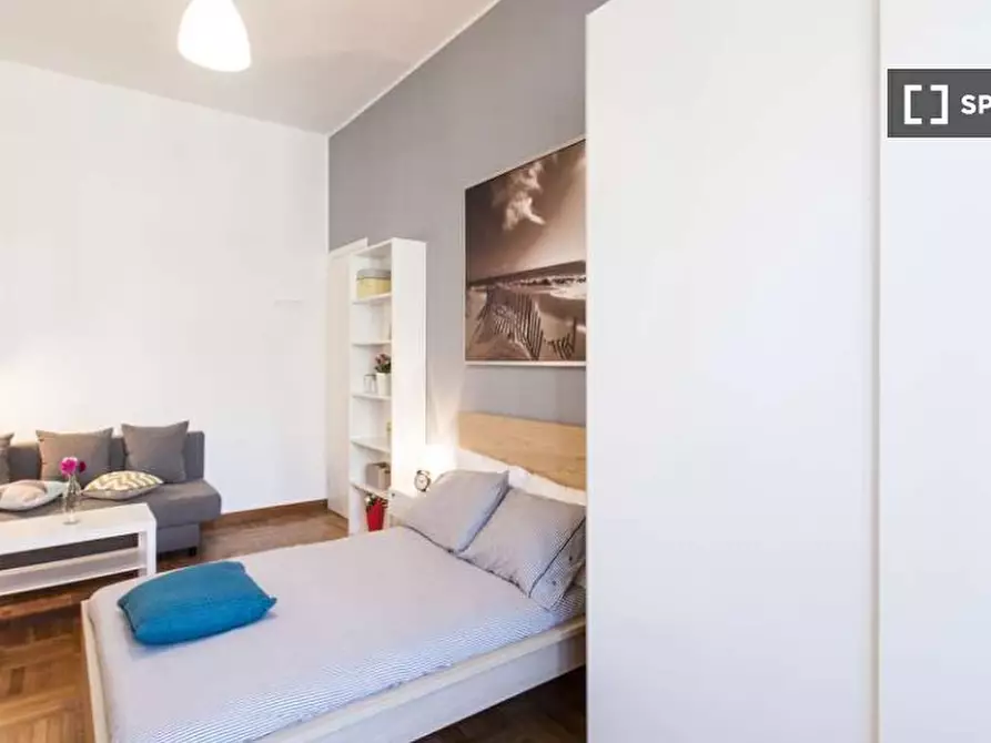 Immagine 5 di Camera condivisa in affitto  in Viale Emilio Caldara a Milano