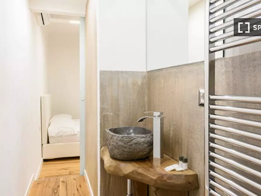 Immagine 13 di Appartamento in affitto  in Via Santa Maria a Firenze