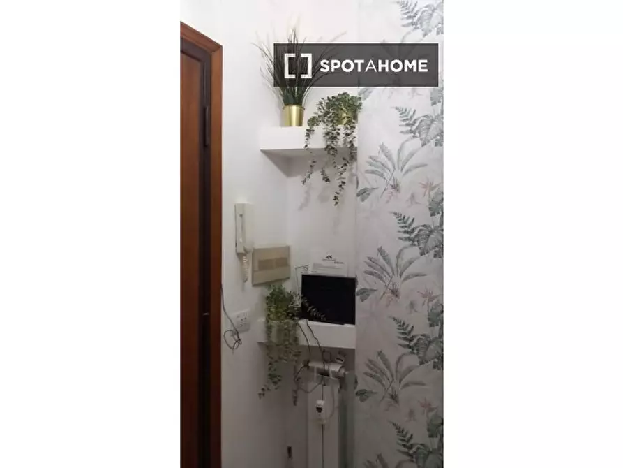 Immagine 9 di Camera condivisa in affitto  in Via Guido Castelnuovo, 00146 Roma RM, Italy a Roma