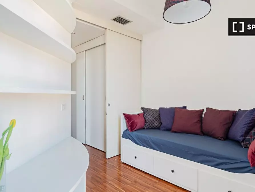 Immagine 17 di Appartamento in affitto  in Corso Ventidue Marzo a Milano