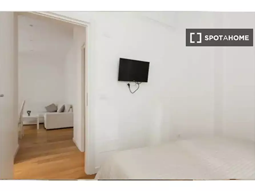 Immagine 5 di Appartamento in affitto  in Via Como a Roma