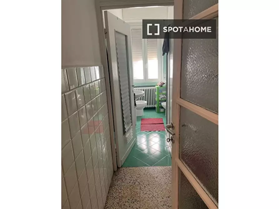 Immagine 6 di Camera condivisa in affitto  in Via Privata Andrea Pellizzone a Milano
