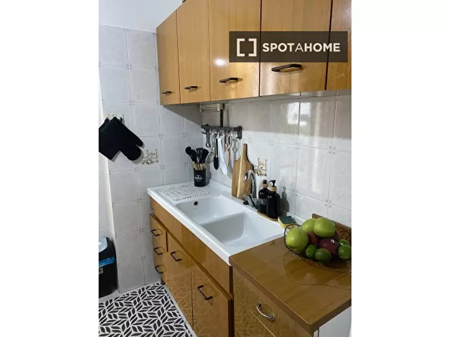 Immagine 11 di Camera condivisa in affitto  in Via dei Monti di Primavalle a Roma