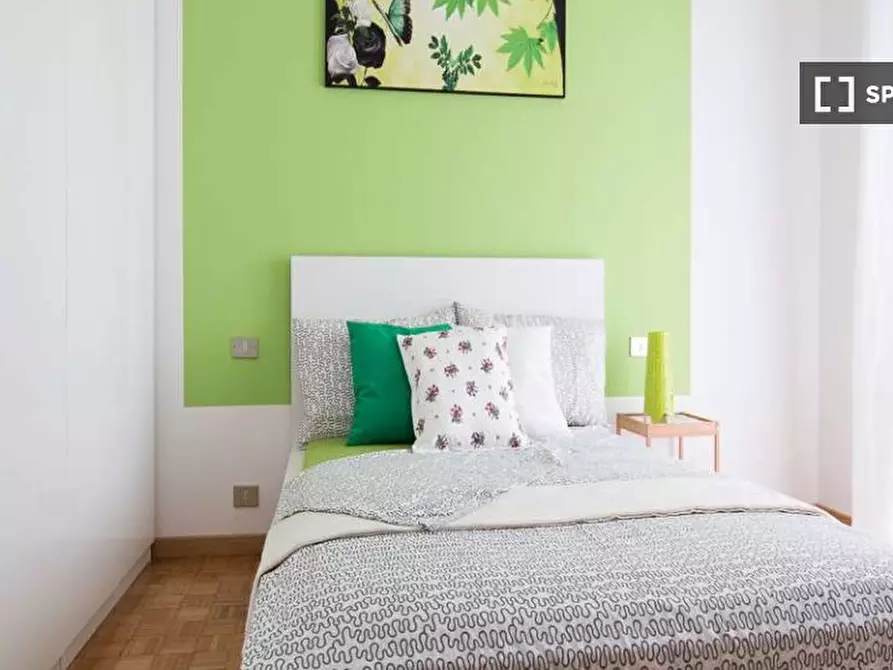 Immagine 14 di Camera condivisa in affitto  in Via Alfonso Capecelatro a Milano