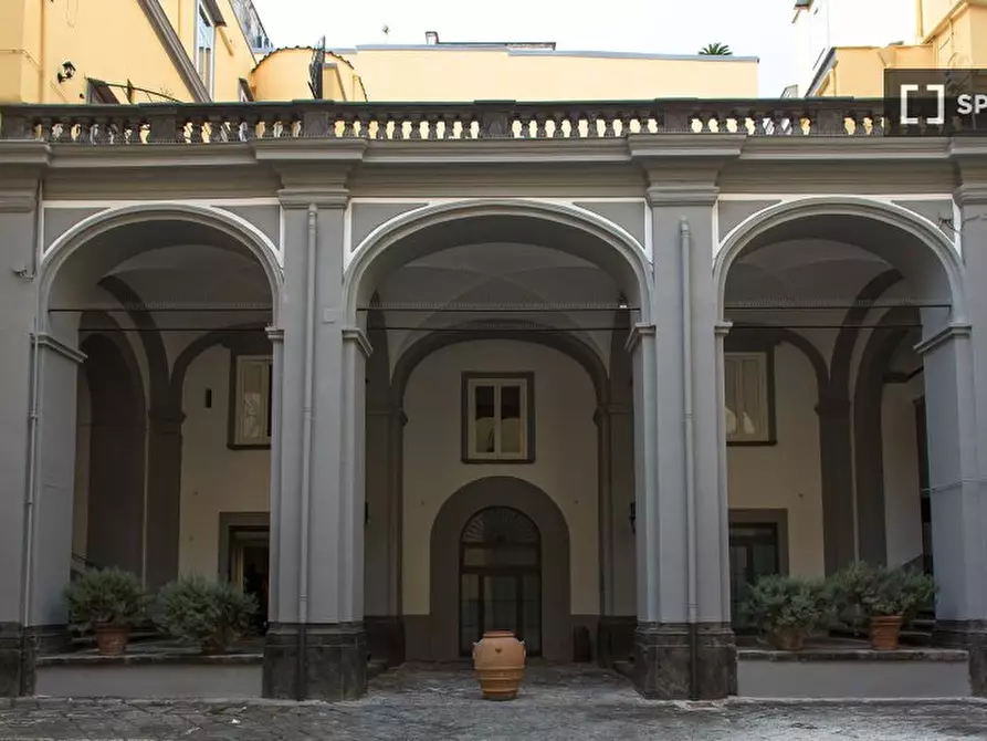 Immagine 17 di Appartamento in affitto  in Vico SS. Filippo e Giacomo a Napoli
